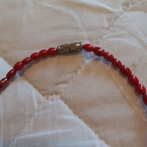 Vtg multi strand beads necklace - Picture 2 of 3